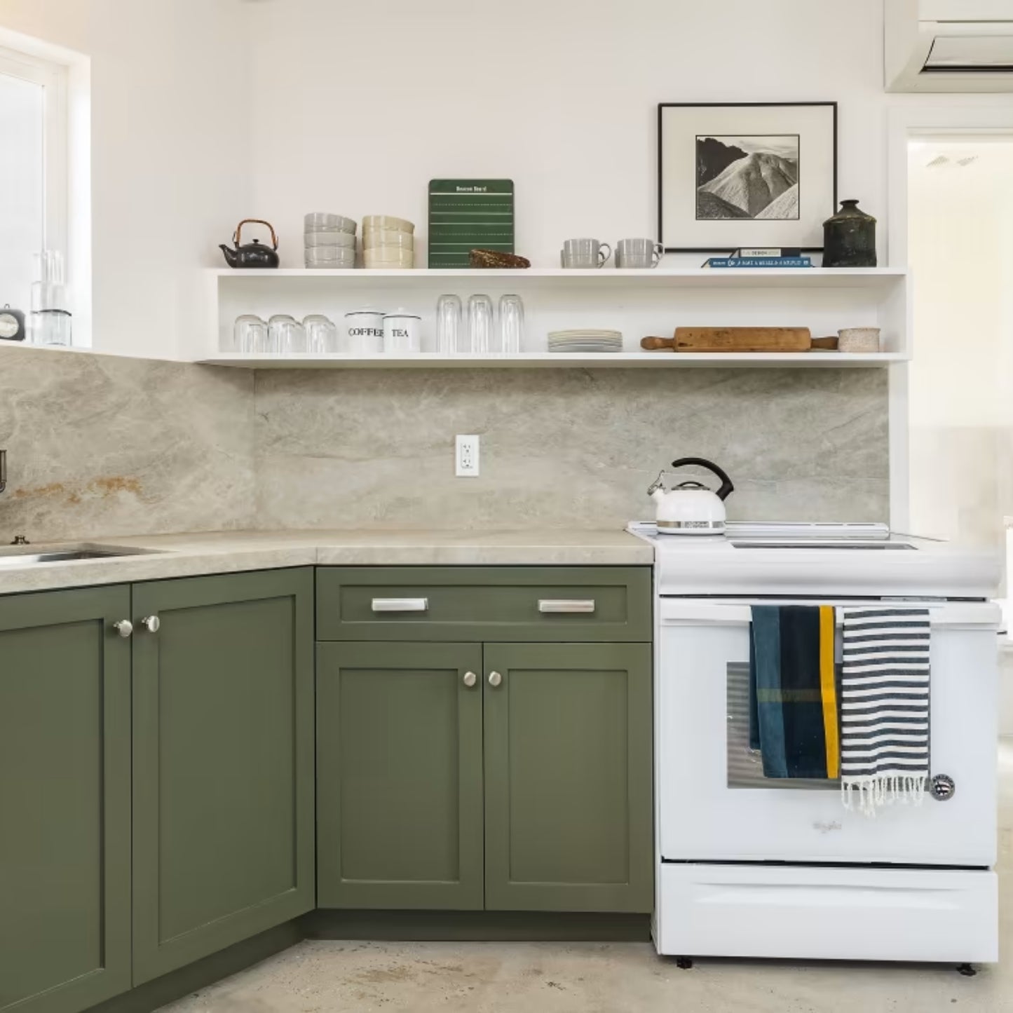 Art Deco Rectangular Cabinet Backplate for Pull