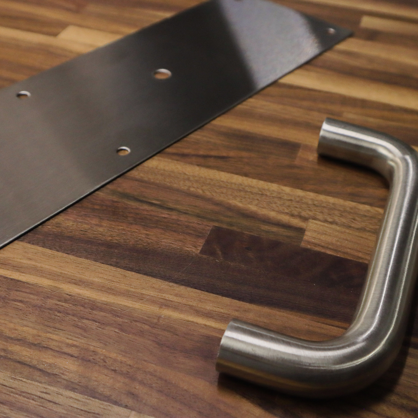 Placa con Jaladera - 7114