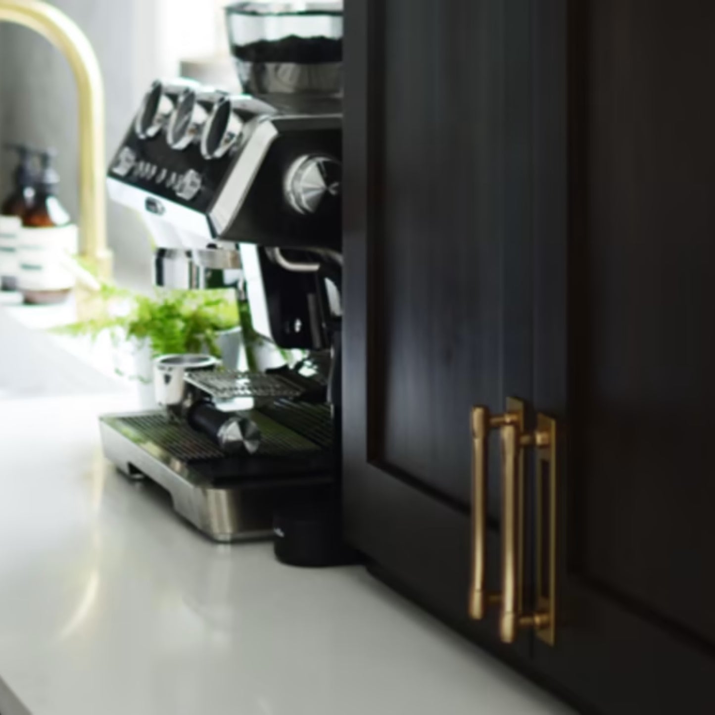 Modern Cabinet Backplate for Pull