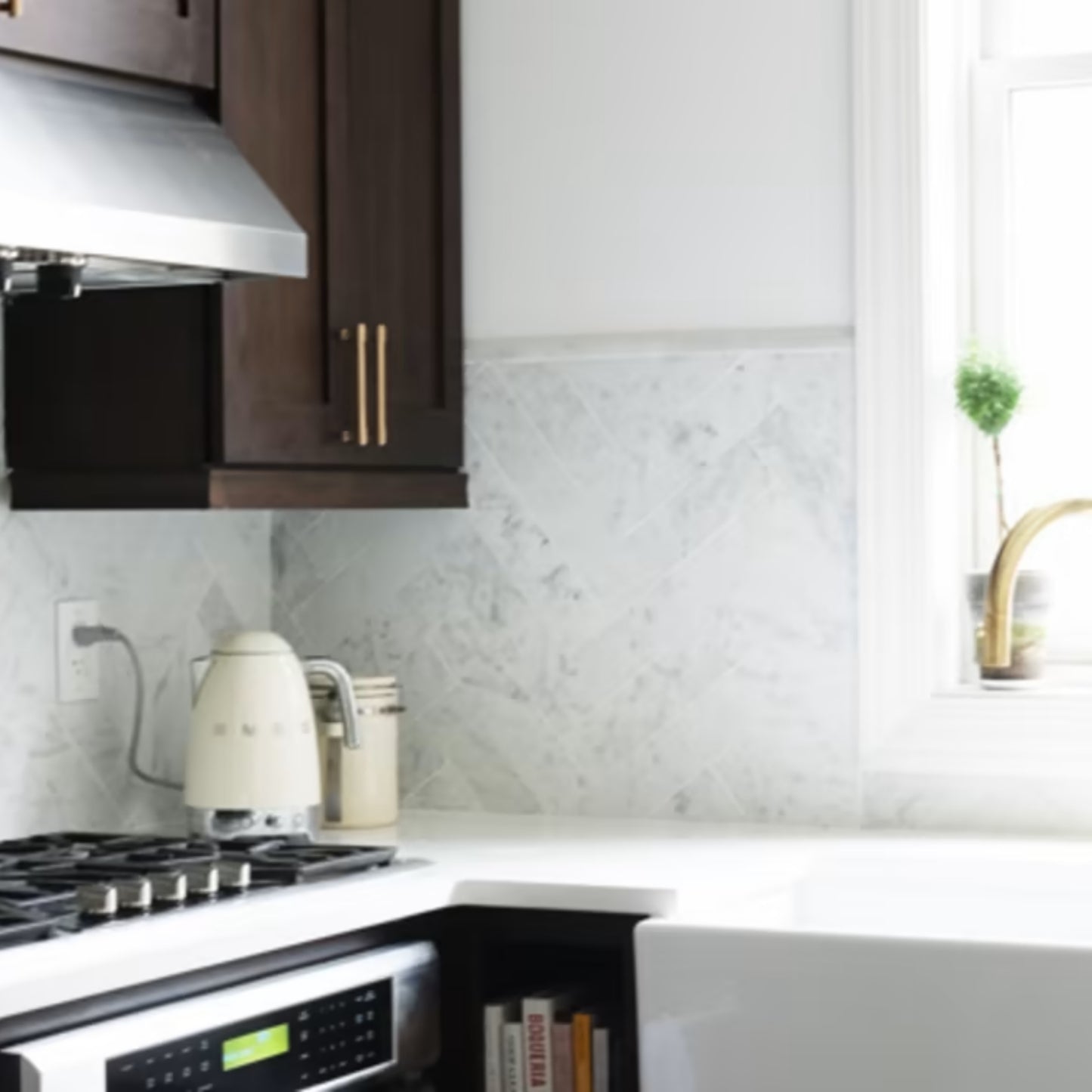 Modern Cabinet Backplate for Pull